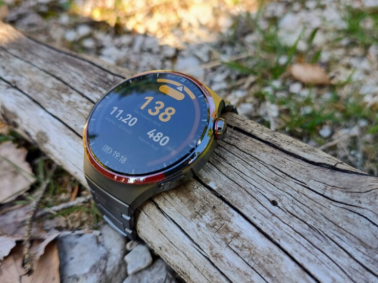 Huawei Watch 4 Pro Space Edition smartwatch review Titanium model received a facelift NotebookCheck Reviews