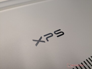 Old XPS logo uses bolder font