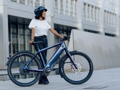 Stromer has unveiled the ST5 Alinghi Red Bull Racing Edition e-bike. (Image source: Stromer)