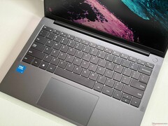 Chuwi UniBook with Intel Wildcat