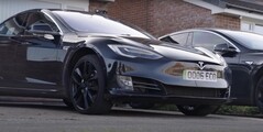 Paul Curzon's Tesla Model S has clocked over 430,000 miles on its original battery. (Source: AutoTrader UK)