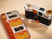 The Flashback One75 does without a display but offers a smartphone app instead.