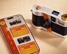 The Flashback One75 does without a display but offers a smartphone app instead.