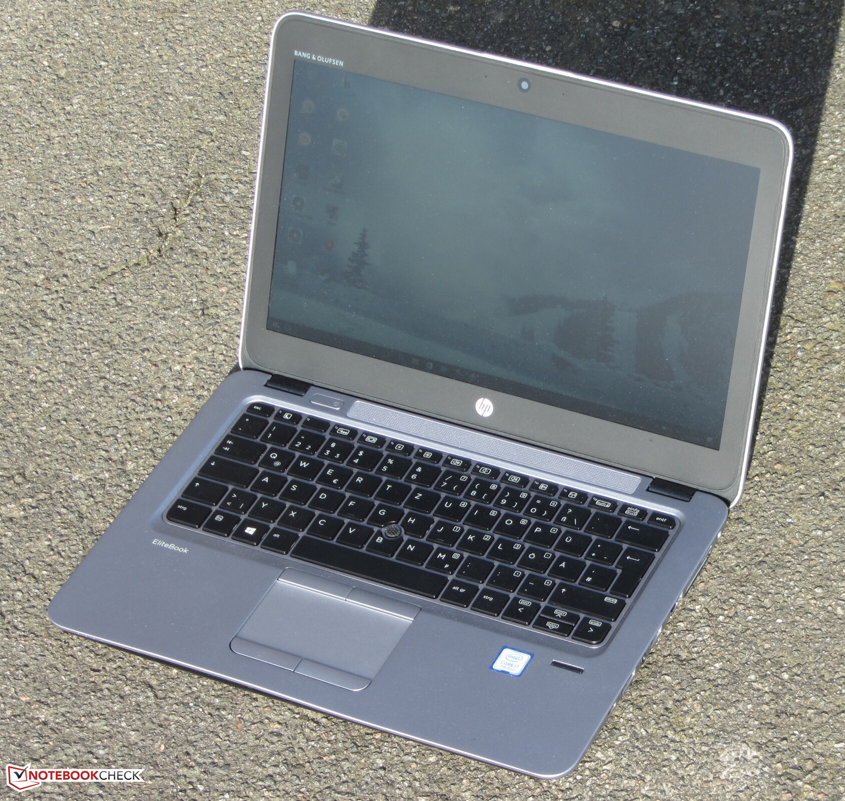 HP EliteBook 820 G4 (7500U, Full HD) Notebook Review NotebookCheck