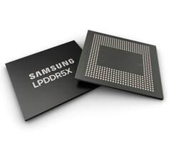 Samsung LPDDR5X memory chips (Source: Samsung Newsroom)