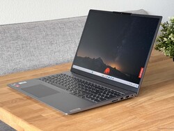 Lenovo ThinkBook 16 G6 review. Test device provided by Lenovo Germany.