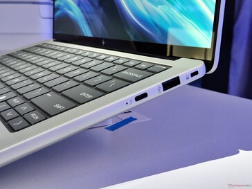 HP EliteBook X G1a: Ports on the right (image source: Benjamin Herzig)