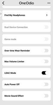 A handful of settings and features are only available through the smartphone app. (Image source: Notebookcheck)