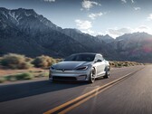 The 2024 Tesla Model S can do around 402 miles on a single charge. (Image source: Tesla)