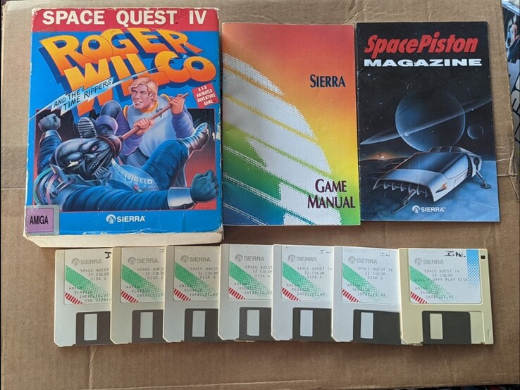 A complete set of Space Quest IV discs on display (image source: eBay)
