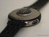 Optical sensors are present on the Cheetah 2 Pro, but an ECG function is missing
