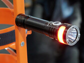 The Fenix LD35R has a built-in magnet (Image source: Andreas Sebayang/Notebookcheck.com)