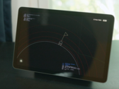 Pixel users can idly stare at the spaceship as it flies endlessly through space. (Source: 9to5Google)
