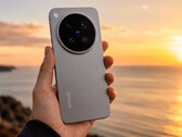 An official Vivo video sample shows how well the LOFIC-based main camera of the X500 Pro Max performs compared with a non-LOFIC sensor.