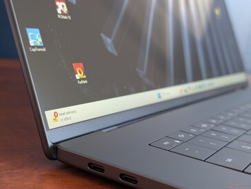 XPS 16 is one of the first Windows laptops to sport a VRR panel capable of just 1 Hz