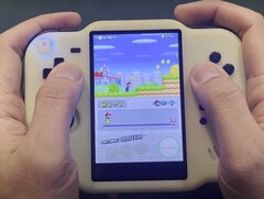 MagicX Touch Zero 40: New gaming handheld in action. (Image source: S1eepy, YouTube) 