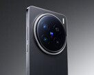 The X200 Ultra could bring a few upgrades to the table over the existing X200 Pro, pictured. (Image source: Vivo)
