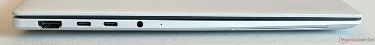 Left: HDMI 2.1 TDMS, 2x USB-C 4.0 with Thunderbolt 4 (40 Gbit/s, DisplayPort ALT mode, Power Delivery)