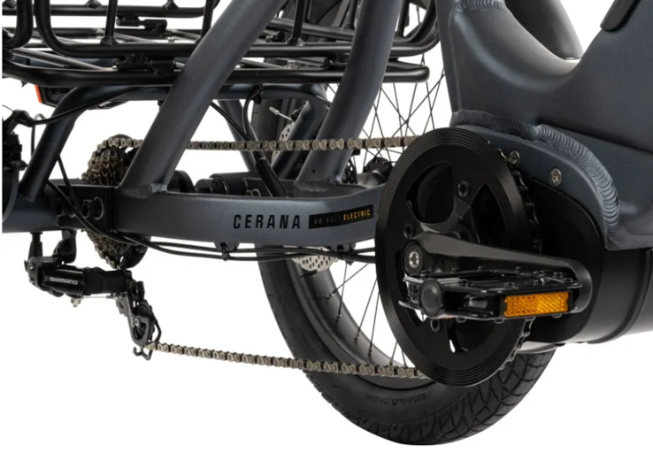 The Buzz Cerena T2 e-trike features a 500 W mid-drive motor (Image source: Buzz)