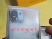 A Mi 11 device is allegedly unboxed ahead of its launch. (Source: Twitter)