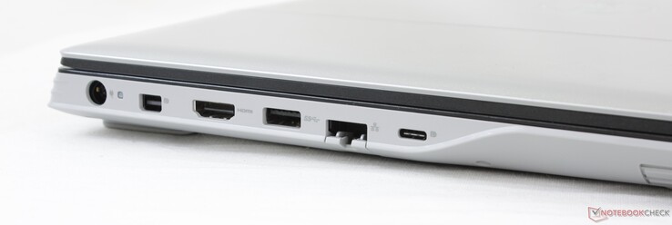 Left: AC adapter, Mini-DisplayPort, HDMI 2.0, USB 3.2 Gen. 1 Type-A, Gigabit RJ-45, USB Type-C w/ DisplayPort
