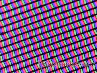 RGB pixels are crisper than the matte main display