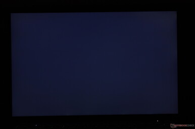 Minimal uneven backlight bleeding