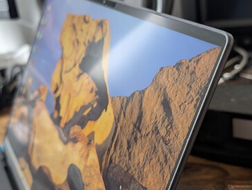 High quality IPS panel with great contrast ratio despite it belonging to the base configuration