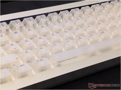 Lofree Hyzen Magnetic Mechanical keyboard review: Best of both worlds?