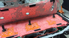 Model Y&#039;s 4680 battery proved a hard pack to crack (image: Munro Live/YouTube)