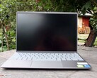 Dell Inspiron 13 5310 review: Equipped with powerful hardware that cannot be cooled sufficiently in a 13-inch laptop.