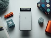 The March Android 12L update apparently comes with some unwanted side effects for Pixel 6 and Pixel 6 Pro users (Image: Jonas Elia)
