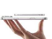Ugreen’s white MagFlow Air Magnetic Power Bank