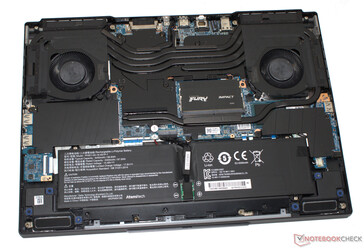 Internal components, XMG Neo 16 E24