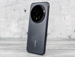 The Magic8 Pro is one of the best smartphones currently available