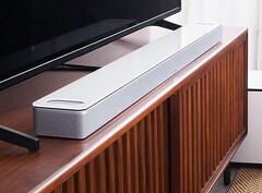 Amazon has put the Smart Soundbar 900 with Dolby Atmos on sale for 40% off (Image: Bose)