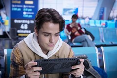 MSI Claw puts ergonomics first