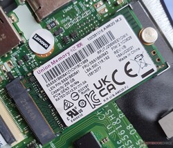 UMIS 256-GB-SSD (M.2.2242)