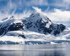 An image showing Paradise Bay, in northwestern Antarctica. (Image source: Patrick Poendl, Adobe Stock)