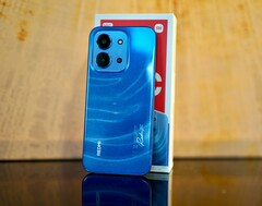 The Redmi 15C 4G sells for a double-digit price, but it still comes with a lot of features. (Image source: Notebookcheck)