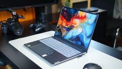 The Lenovo Yoga Pro 9i Gen 9 has a spare slot for expandable SSD storage. (Image source: Notebookcheck)