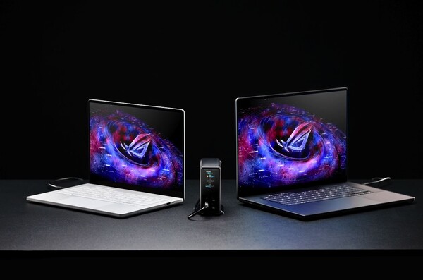 ROG Flux Charger Dock powering two laptops in Dual Laptop Mode