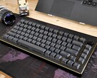 Epomaker Tide 75 wireless mechanical keyboard hands-on review: Sleek design and great battery life with major weakness
