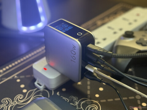 Five port Ugreen Nexode Pro 160W review