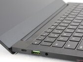 New Razer Blade Stealth BIOS update addresses battery charging and electronic noise issues (Source: Razer)