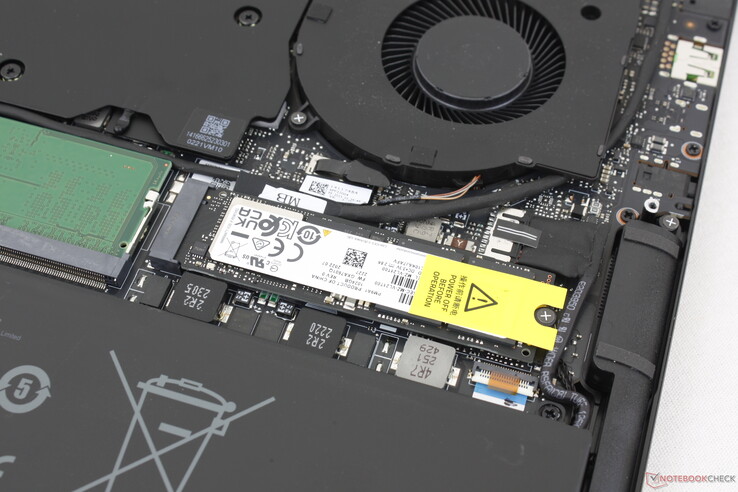 Supports up to one internal drive only