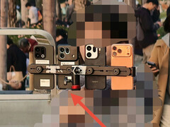 The rumoured Oppo Find X9s Pro next to its Find X9 siblings and an iPhone 17 Pro Max. (Image source: via Weibo)