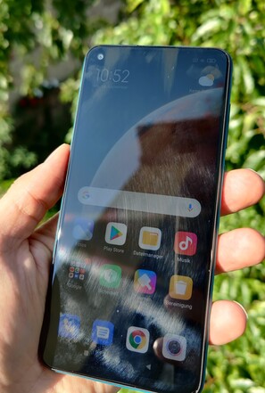 Xiaomi Redmi Note 9 smartphone