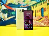 The Motorola Mogo G37 doesn't exactly have the best screen.