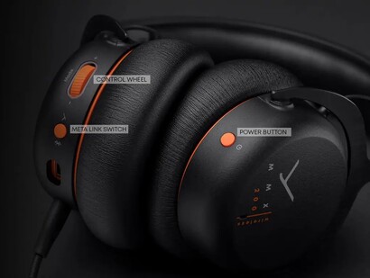 Physical controls on the MMX 200 wireless (Image Source: Beyerdynamic)